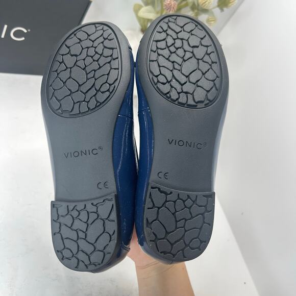 Vionic Amorie Patent Leather Flats Slip On Comfort Shoes Navy Women 5 Wide NWB - Picture 8 of 10
